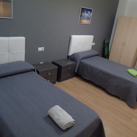 Apartamentos Mequedo Alcañiz Dış mekan fotoğraf
