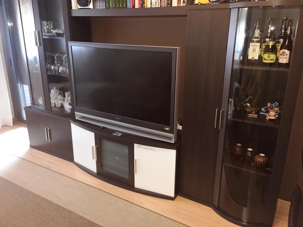 Apartamentos Mequedo Alcañiz Dış mekan fotoğraf
